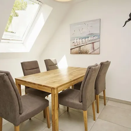 Lägenhet Rex Rugia Haus 17 06 *