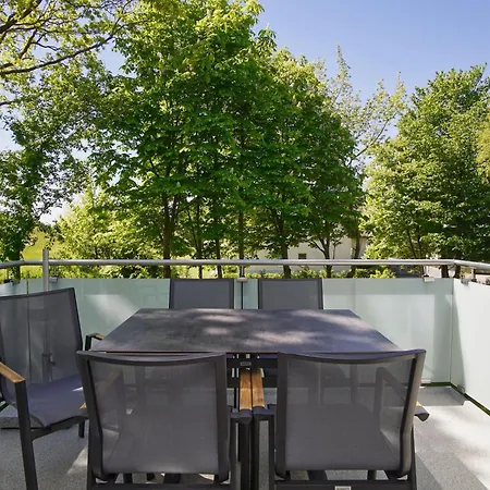 Rex Rugia Haus 17 06 * Lobbe